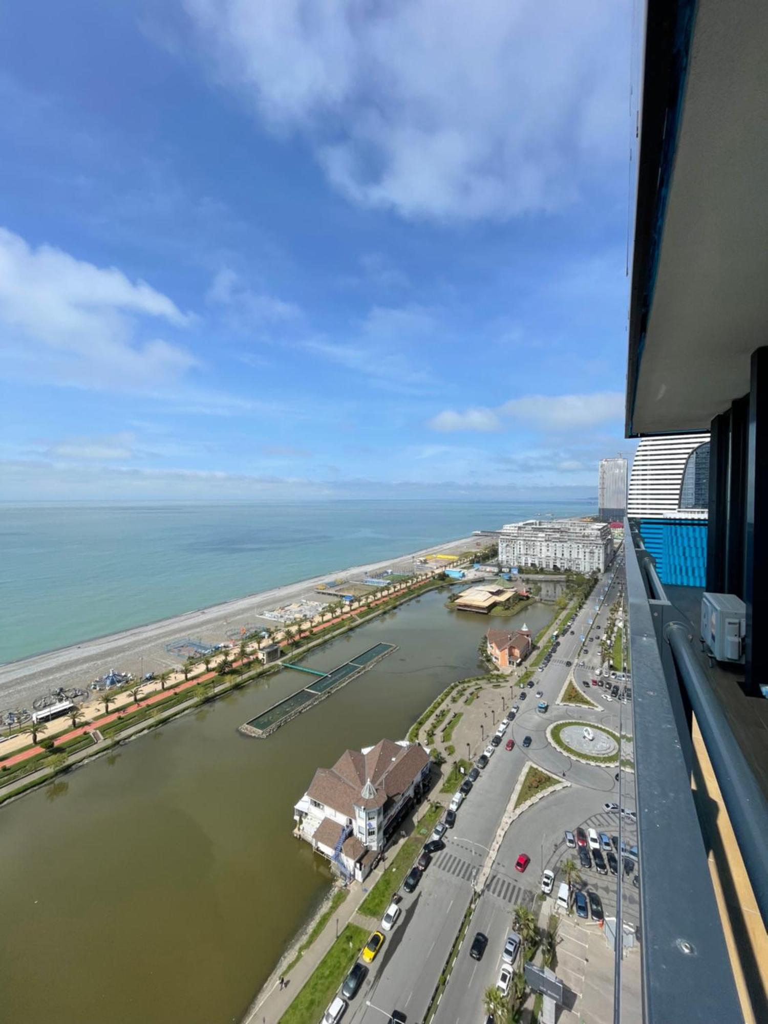 Panorma Black Sea Side Hotel Батуми Екстериор снимка